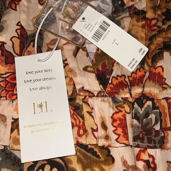 Anthropology Love the label blouse. New - Picture 5 of 5